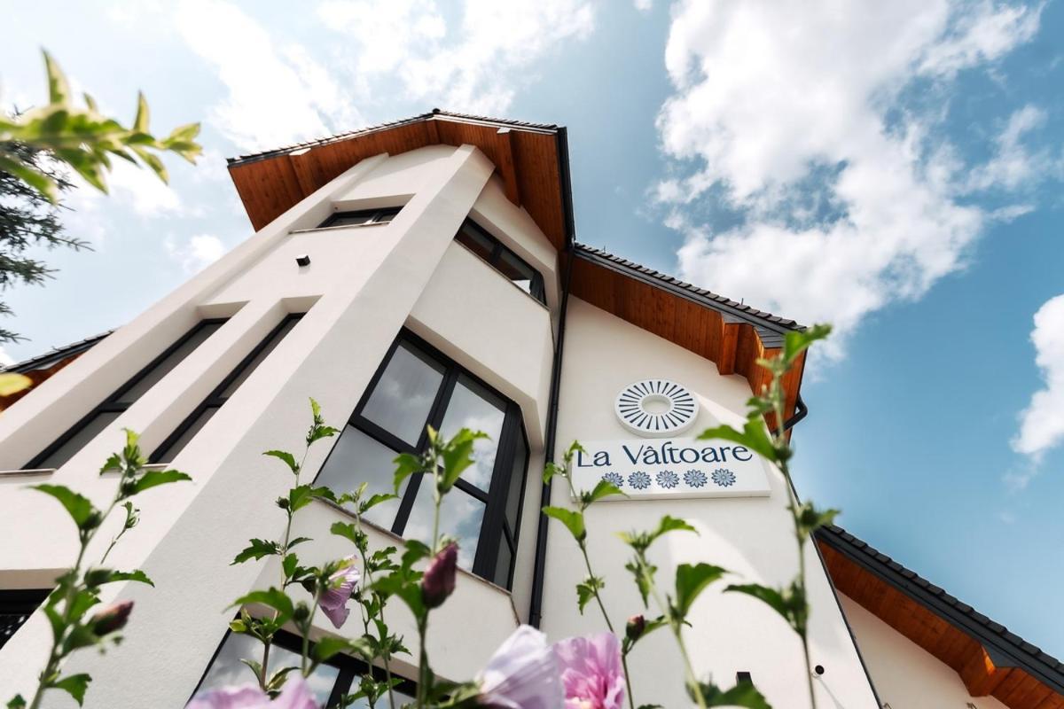 Pensiunea La Valtoare Сибиу Екстериор снимка